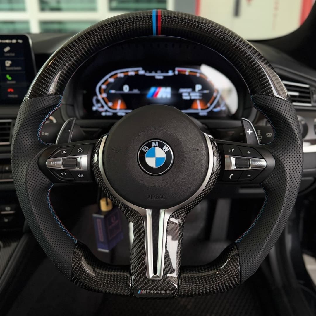 BMW M3 / M6 Carbon Fibre Steering — view 1