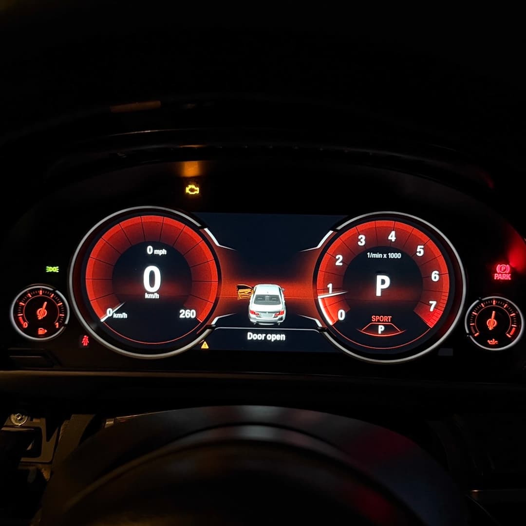 BMW Original 6WB Digital Meter — view 2